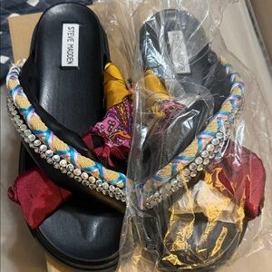 Steve Madden Black Sandals with Multicolor Accents